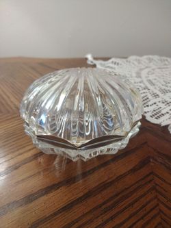 "MIKASA" Germany Shell / Trinket holder