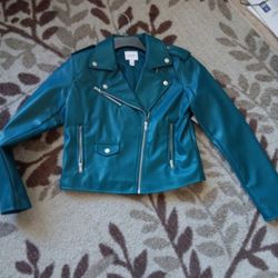 Ladies Faux Leather Jacket. New. Sz Medium 