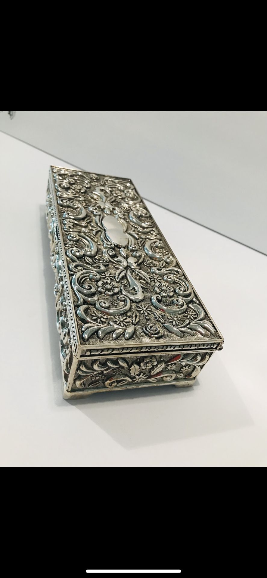 Vintage Godinger Silver Plated Jewelry Box /Velvet Padding Interior Collectible 9