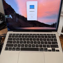 MacBook Air - 8GB, 500GB, M1, 13.3in