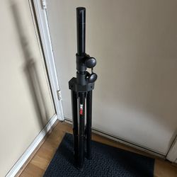 Speaker Stand