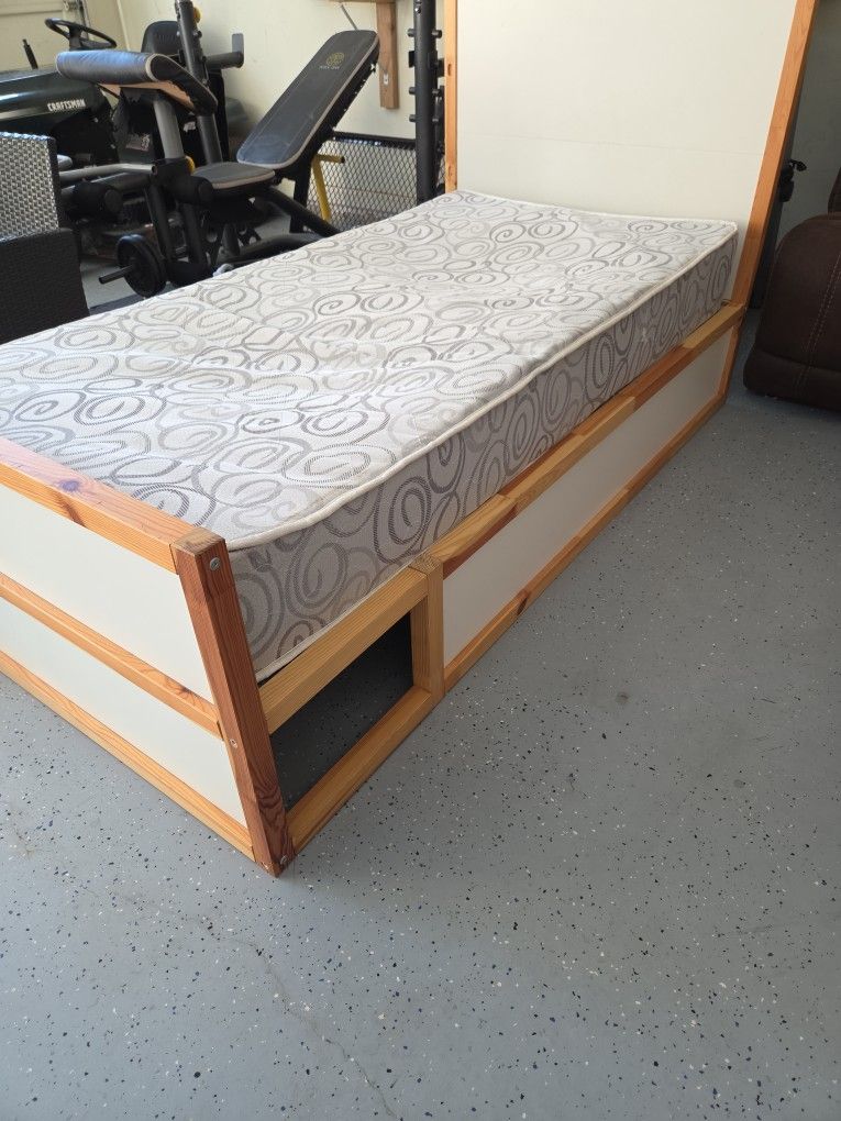 Twin Size Bed And Mattress 
