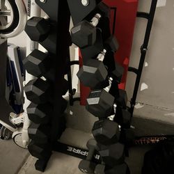 Dumbbell Set with Rubber Coated Dumbbells and Rack