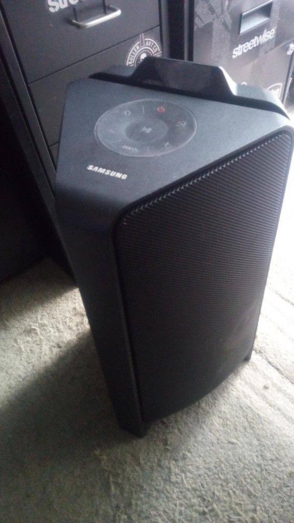 SAMSUNG MXT40 TOWER SPEAKER