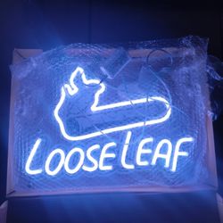 37x37"  Loose Leaf Neon Sign 