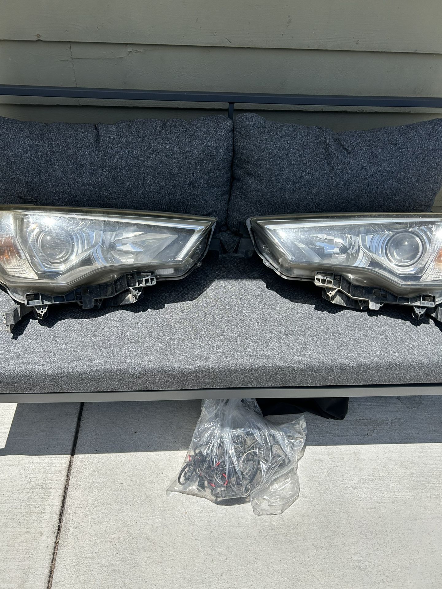5th Gen 4Runner Headlights