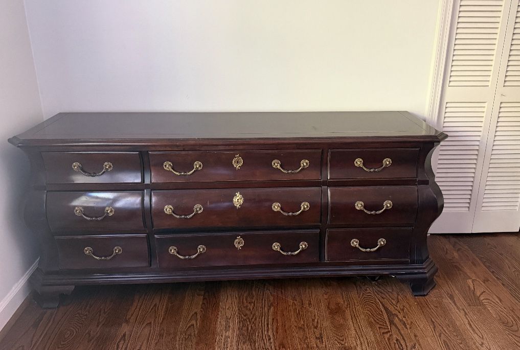 Century Bombay Antique Collectors Pieces