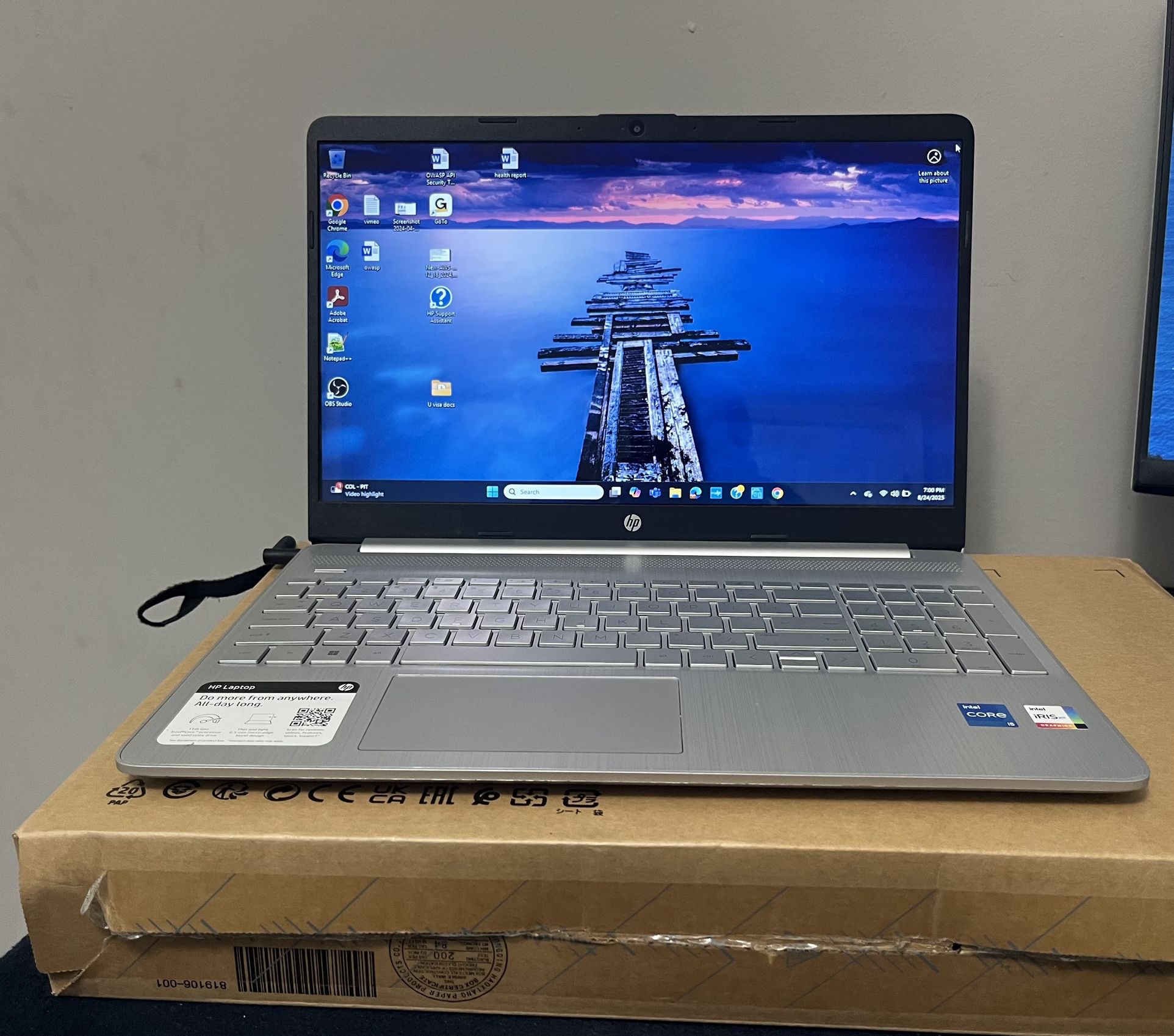 HP 15.6” Laptop – Intel Core i5 | 12GB RAM | 238GB SSD | Touchscreen | Windows 11