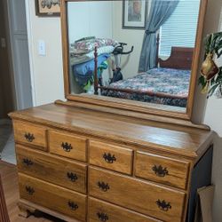 8 Drawer Dresser
