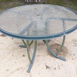 Outdoor/ Patio Table 