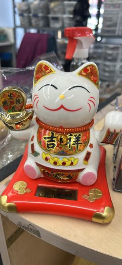 Lucky Cat Waving Arm Set, Vivid and Lovely Chinese Cat, Solar Fortune Cat Statue Decorations for Decorating Front Desk, Car, Business Openings,