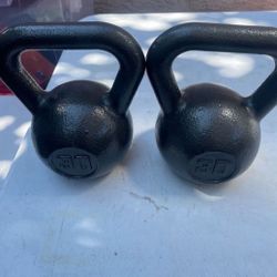 Athletic Works 30lb Kettlebell, Casting Iron, Durable