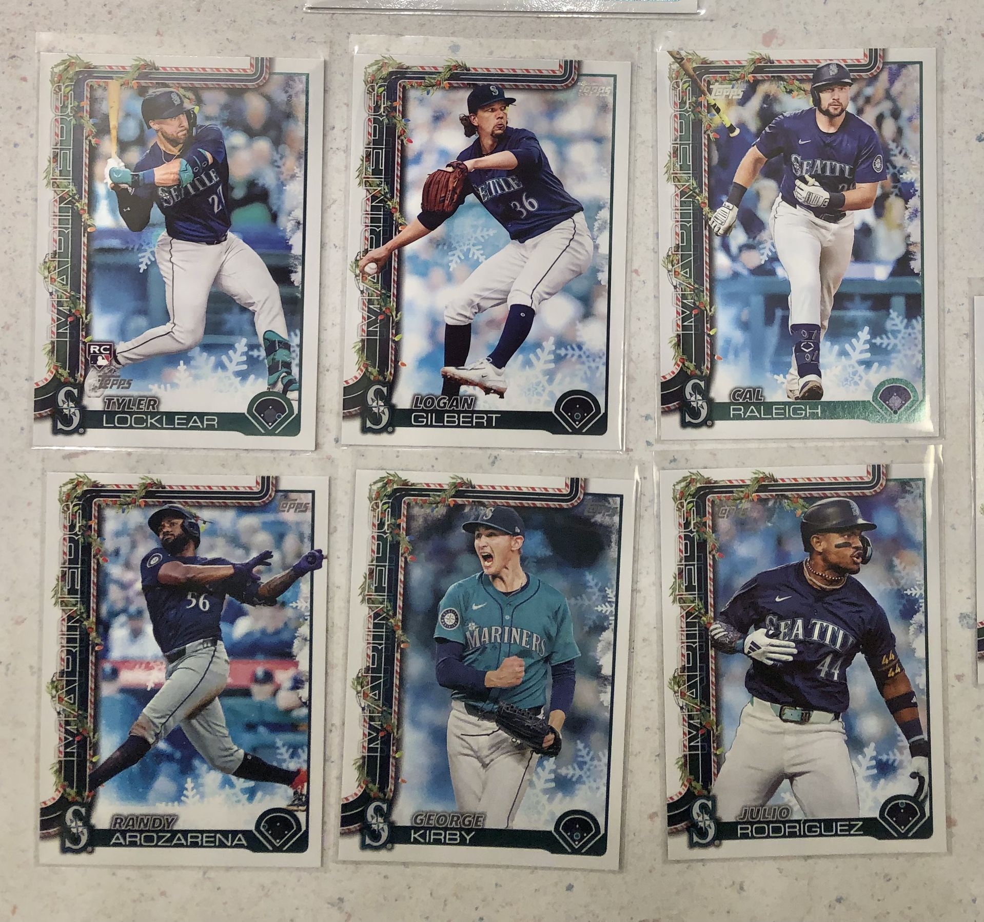 EXTRA STOCKING STUFFERS?!? Seattle Mariners Holiday Set!