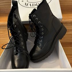 🖤 New Steve Madden Leather Boot, Steve Madden Tornado Combat Boots, Size 9.5