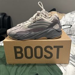 Yeezy 700 V2 Tephra
