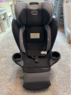 Evenflo revolve 360