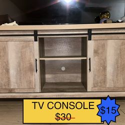 TV CONSOLE