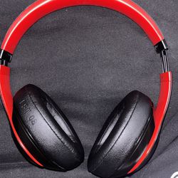 Beats Studio3 Wireless Noise Cancelling Over Ear Headphones