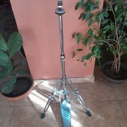 Yamaha Hi-hats Cymbals Stand Drums Instruments Percussion Music Entertainment Drumset 