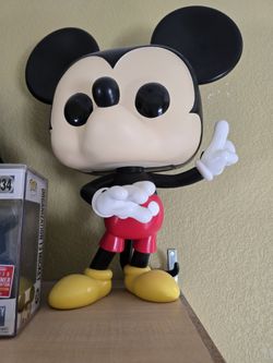 Jumbo Mickey Funko POP
