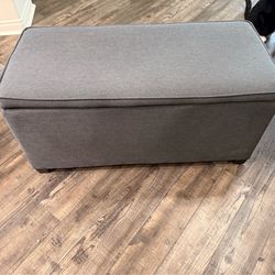 Storage ottoman