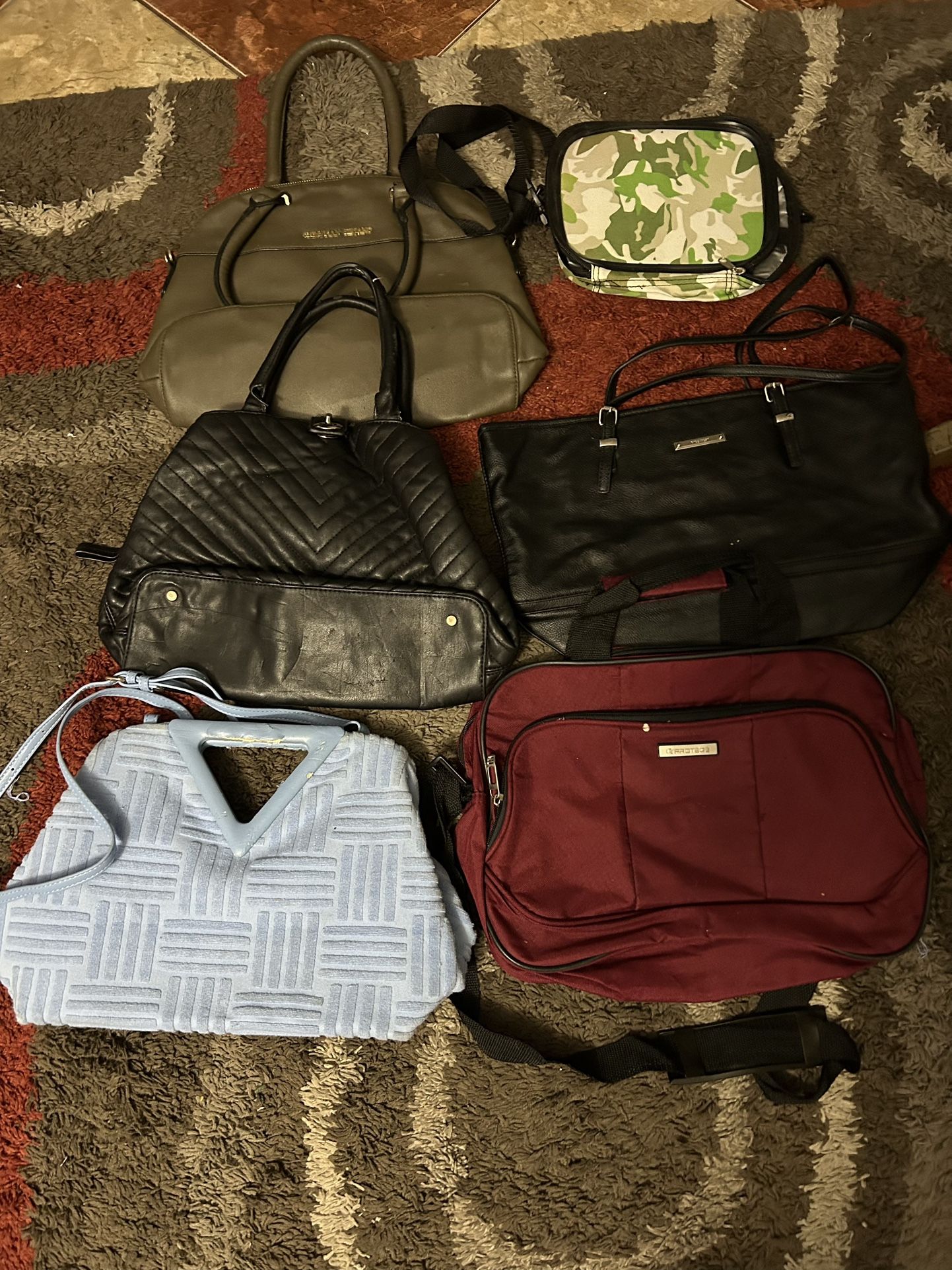 Women’s Purses $2 Each $8 For All