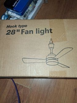 28"Fan Light New in Box