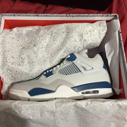 Sz 11, 11.5 Military Blue Jordan 4 