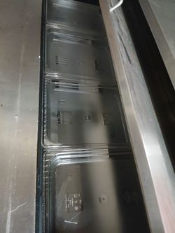 Pizza sandwich refrigerated prep table