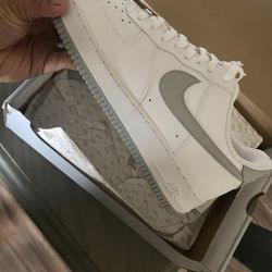 Nike Air Force 