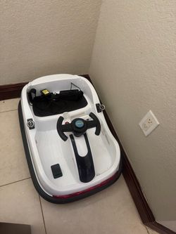 Remote toddler bumper car