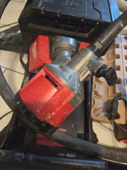 Milwaukee MX Feul Concrete Vibrator