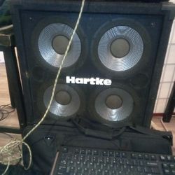 Hartke 4x10 XL Series Speaker Cabinet 