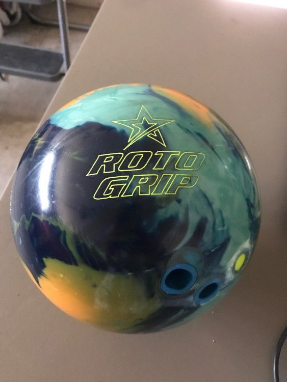 Roto Grip Haywire Bowling Ball (13 pounds)