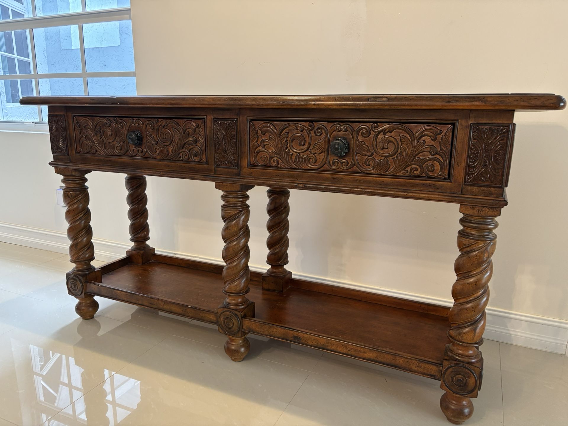 Large Broyhill Entry Table