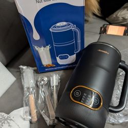 Nut Milk Maker