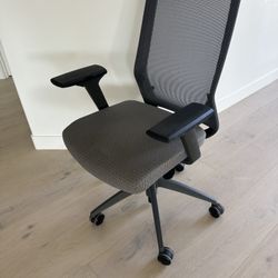 9 to 5 NEO Conference Chair (3160)