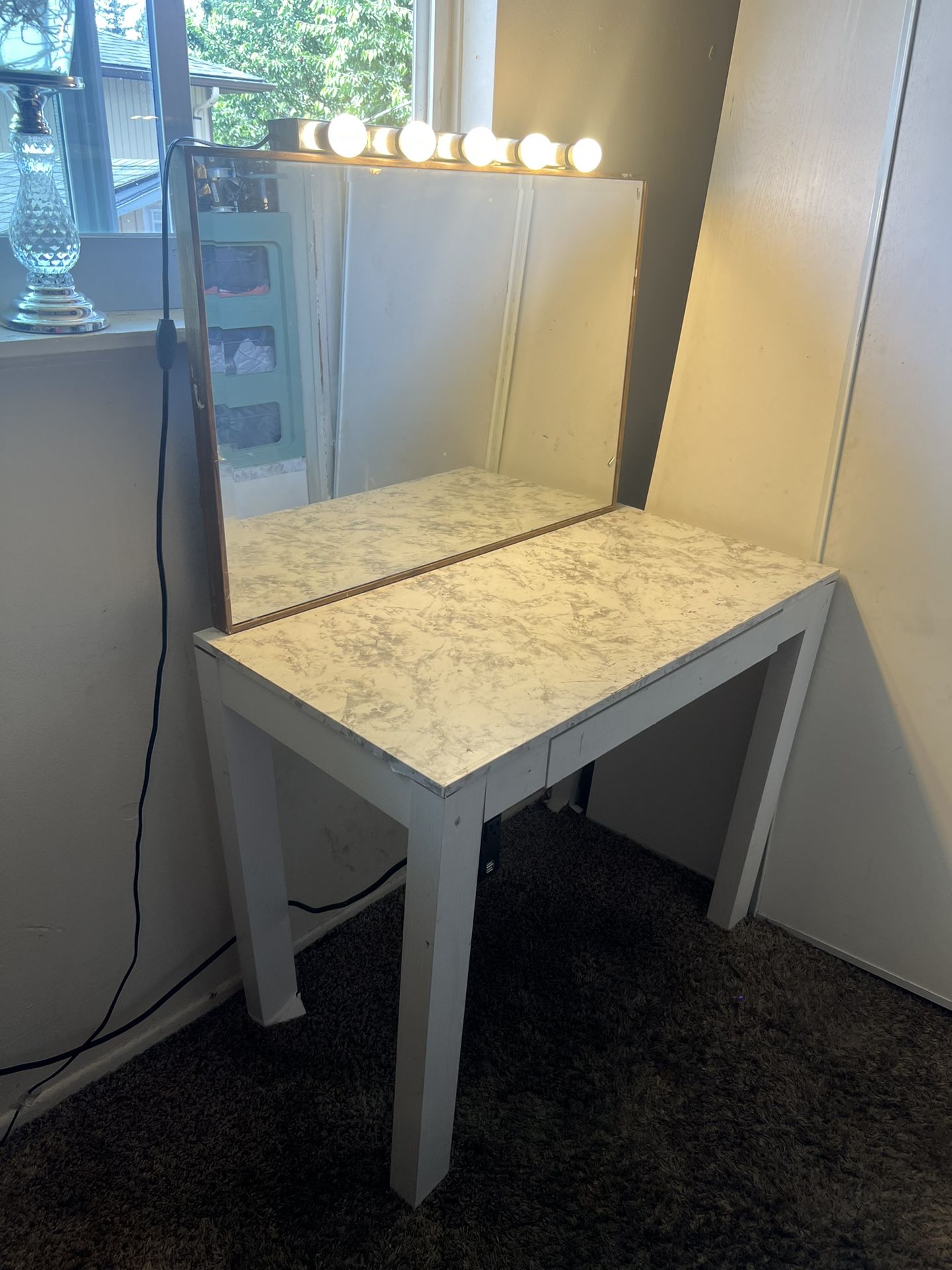 Make Up Vanity