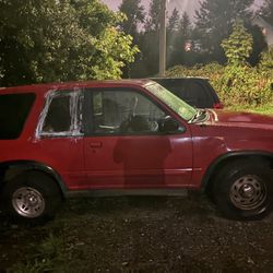 1995 Ford Explorer