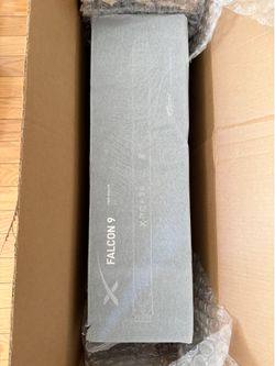 NEW Estes SpaceX Falcon 9 Crew Dragon 1/100 Flying Model Rocket #2161 Sealed RTF tesla