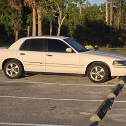 2003 Mercury Grand Marquis