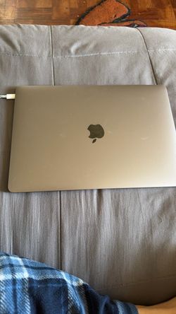 Apple air MacBook (OBO) lmk