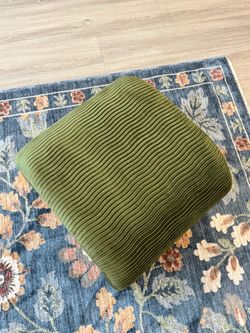 ‼️LIVING ROOM SALE MUST GO ‼️