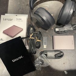 Head Set And Portable SSD