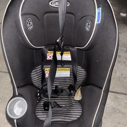 Graco Car Seat 