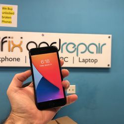 UNLOCKED IPhone 7 128GB