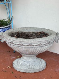 Pair of Victorian concrete planters approx 27Lx24HX12W