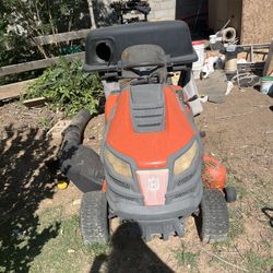 Husqvarna YTH18542 42” 