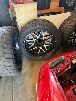 Rims 22 33 x12.50R22