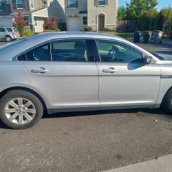 2011 Ford Taurus